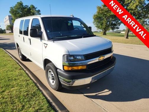 2025 Chevrolet Express 2500 Work Van