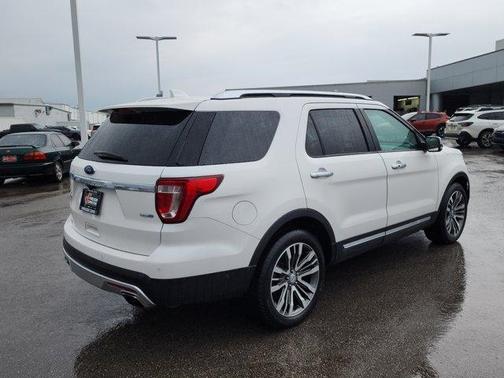 2017 Ford Explorer Platinum