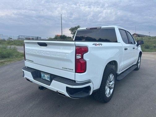 2020 Chevrolet Silverado 1500 Custom