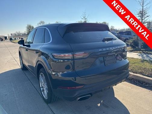 2020 Porsche Cayenne Base