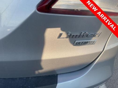 2017 Hyundai SANTA FE Limited Ultimate