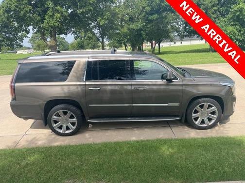 2015 Cadillac Escalade ESV Luxury