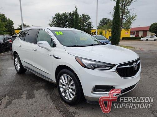 2020 Buick Enclave Essence