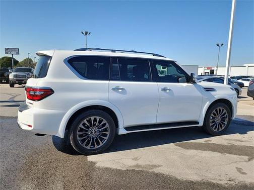 2023 Nissan Armada Platinum