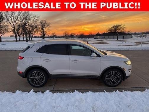 2015 Lincoln MKC Base