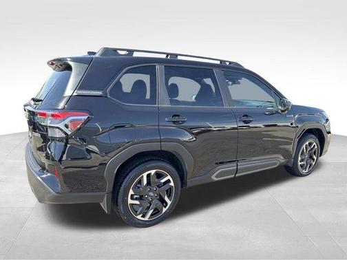 Crystal Black Silica 2025 Subaru Forester Hybrid Limited