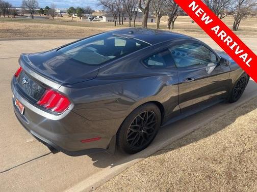 2018 Ford Mustang EcoBoost