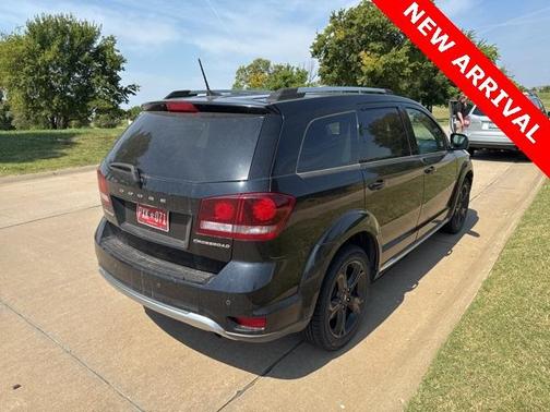 2020 Dodge Journey Crossroad