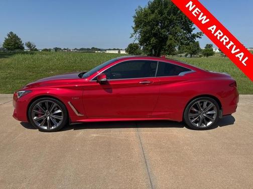 2018 INFINITI Q60 3.0t Red Sport 400