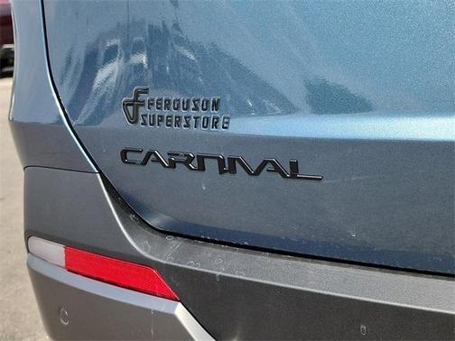 2026 Kia Carnival SX