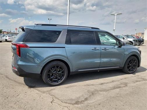 2026 Kia Carnival SX