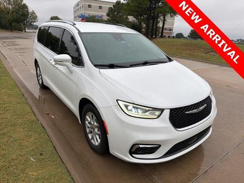2021 Chrysler Pacifica Touring-L