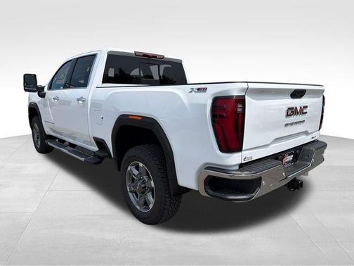 Summit White 2026 GMC Sierra 2500 SLT