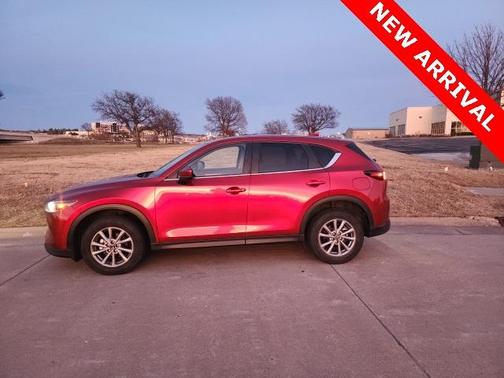2022 Mazda CX-5 2.5 S Preferred Package
