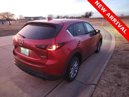 2022 Mazda CX-5 2.5 S Preferred Package