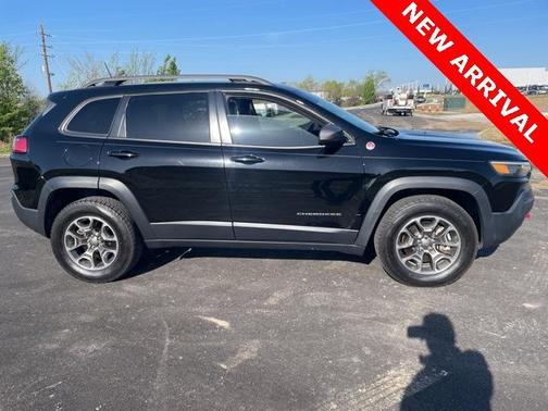 2020 Jeep Cherokee Trailhawk
