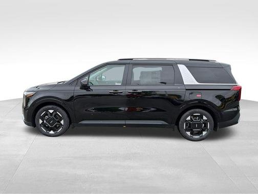 Aurora Black Pearl 2026 Kia Carnival EX