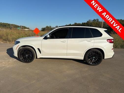 2020 BMW X5 M50i
