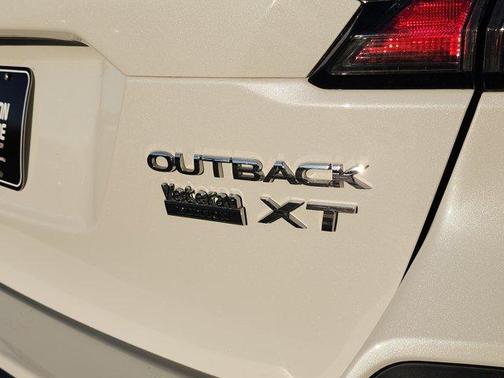 2021 Subaru Outback Limited XT