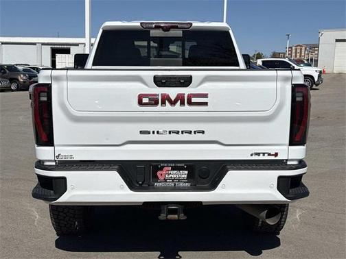 2024 GMC Sierra 2500 AT4