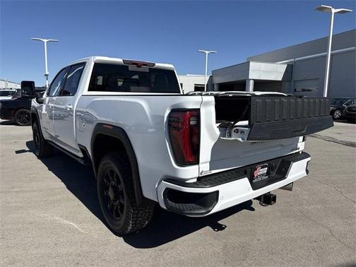 2024 GMC Sierra 2500 AT4