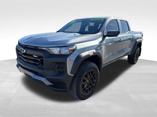 Sterling Gray Metallic 2025 Chevrolet Colorado Trail Boss