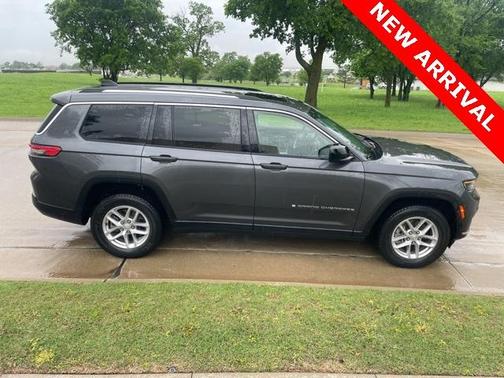 2021 Jeep Grand Cherokee L Laredo