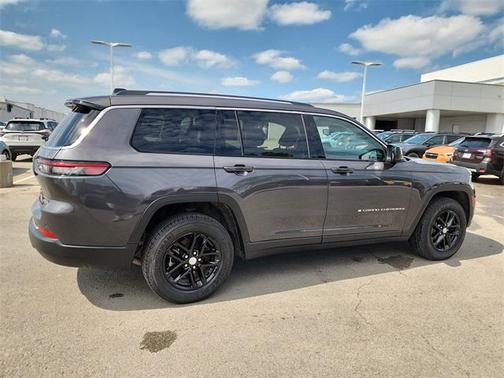 2021 Jeep Grand Cherokee L Laredo