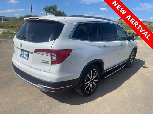 2022 Honda Pilot Elite