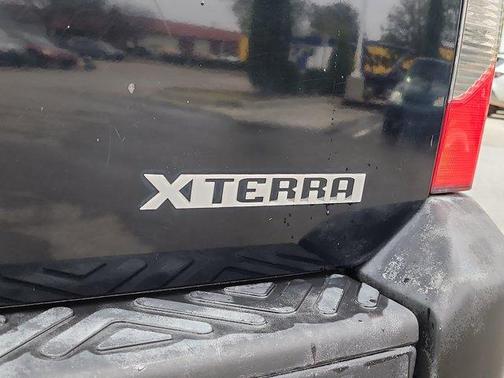 2000 Nissan Xterra SE