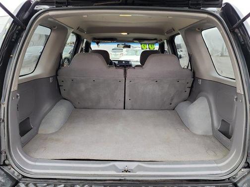 2000 Nissan Xterra SE