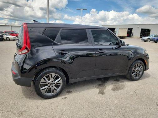 2022 Kia Soul EX