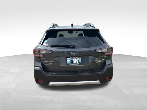 Magnetite Gray Metallic 2025 Subaru Outback Touring