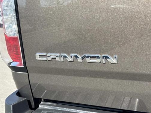 2016 GMC Canyon SLE