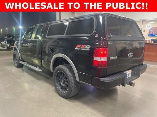 2005 Ford F-150 XL SuperCab