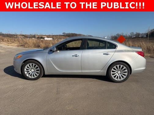 2012 Buick Regal Premium 1