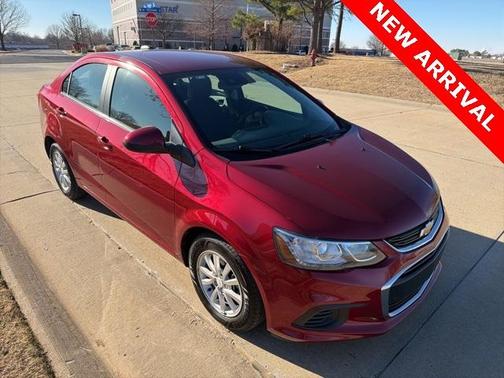 2017 Chevrolet Sonic LT