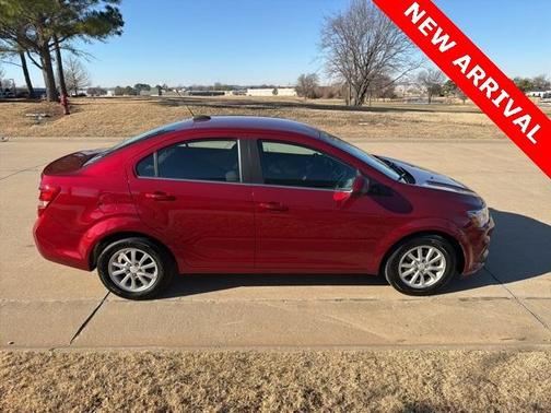 2017 Chevrolet Sonic LT