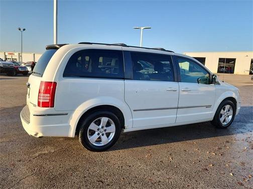 2010 Chrysler Town & Country Touring