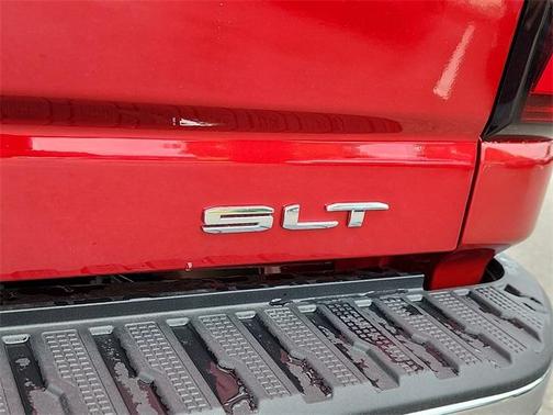 2025 GMC Sierra 2500 SLT