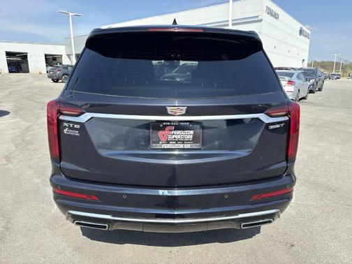 Dark Moon Blue Metallic 2021 Cadillac XT6 Luxury FWD