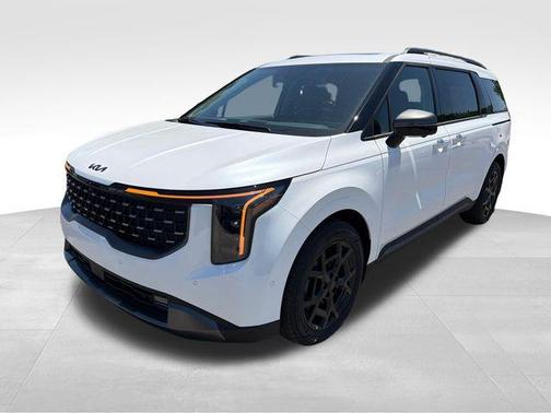 Snow White Pearl 2026 Kia Carnival Hybrid SX
