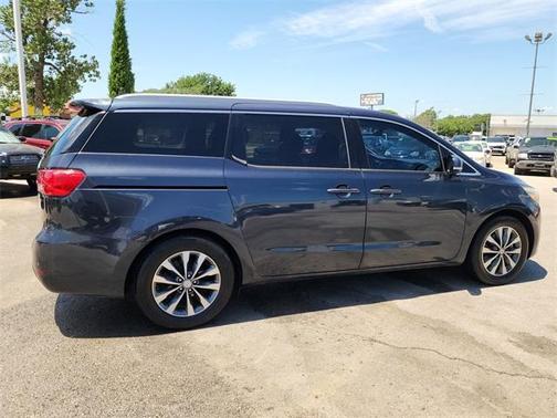 2016 Kia Sedona SX