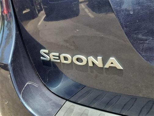 2016 Kia Sedona SX