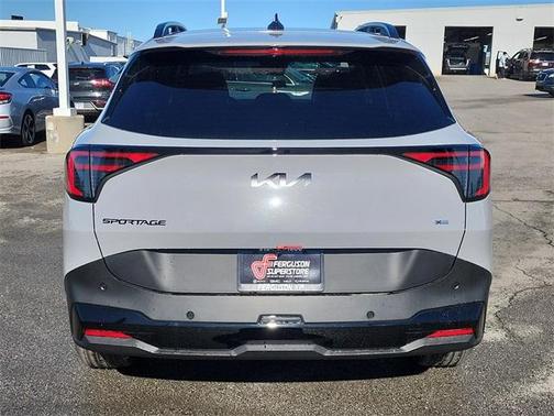 2026 Kia Sportage Plug-In Hybrid X-Line
