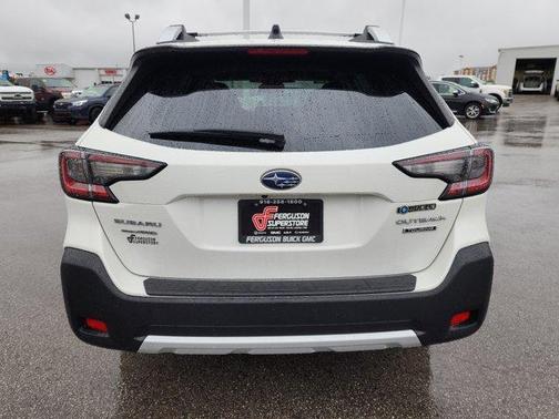 2023 Subaru Outback Touring