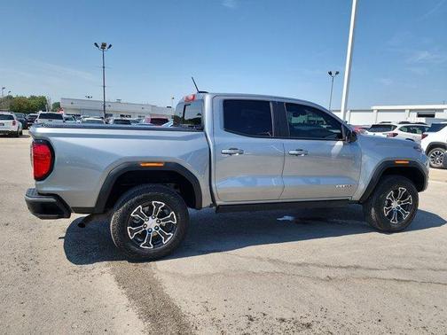 2025 GMC Canyon AT4