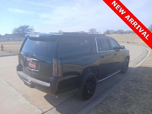 2017 GMC Yukon XL SLE