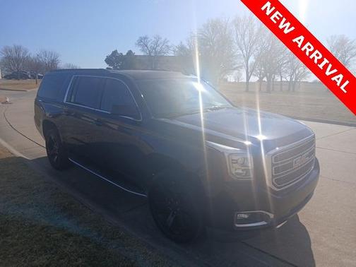 2017 GMC Yukon XL SLE