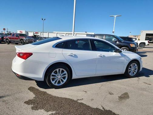 2017 Chevrolet Malibu 1LT